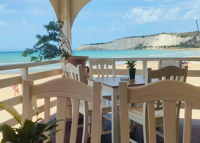 Semesterbostad Casa Aranci *